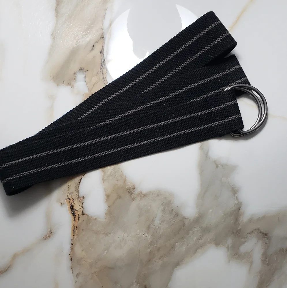 Black belt with gray strip size 43 and smaller